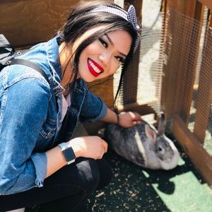 Meet your Posher, Ashley